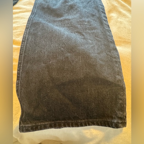 Abercrombie & Fitch Curve Love 90s Relaxed Fit Black Jeans - Size 26 Regular - Picture 4 of 8